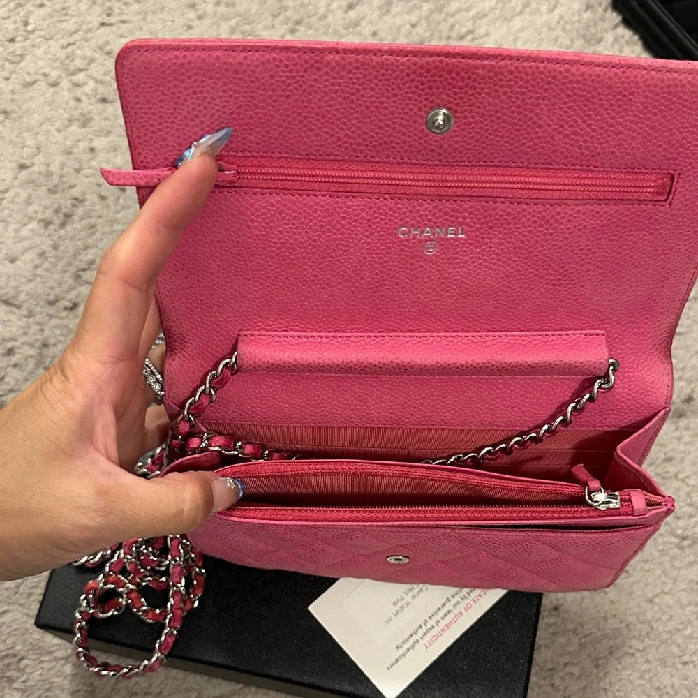 CHANEL Pink Quilted Caviar Leather Wallet with CC Turnlock
